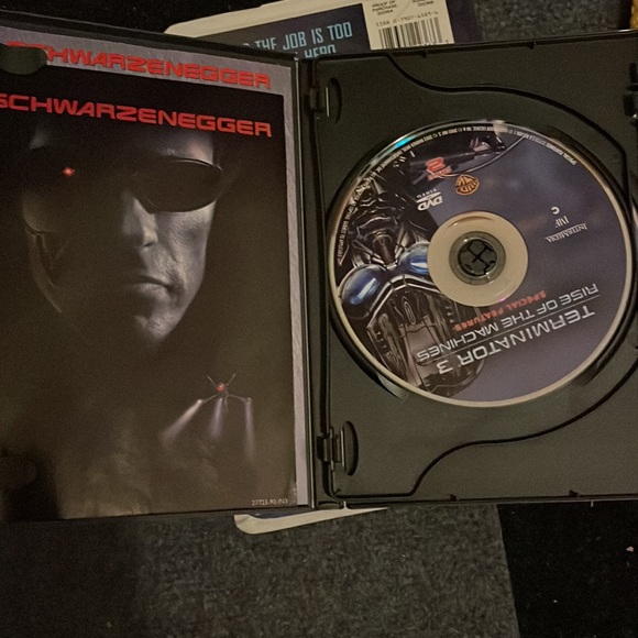 Terminator 3 Full Screen with Special Features DVD and Justice League VHS Tape - Picture 3 of 5